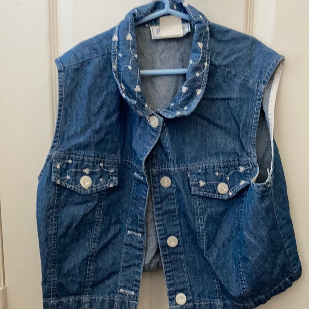 FINAL MARKDOWN Girls Peggy sue denim like embroidered vest large